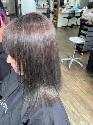 セミロング 横浜🦋ハイトーン 🫐シャドウルーツのヘアスタイル