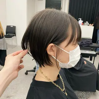 ショート カラー 💕コテ巻き風パーマ 💕KEIYA 💕のヘアスタイル