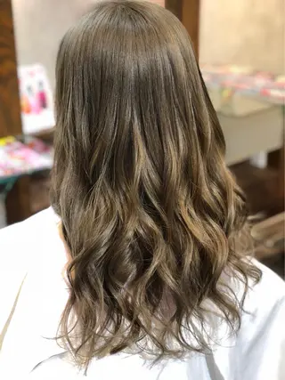 ミディアム 西村 雄二/エクステのヘアスタイル