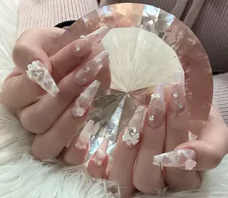ネイル LoaChaton kaeのネイルデザイン