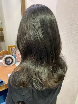 セミロング カラー 顔周り/ブリーチなし /縮毛矯正🫧伊勢のヘアスタイル