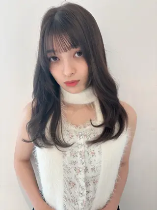 ロング レイヤーカット/ 透明感カラー🤍楓のヘアスタイル