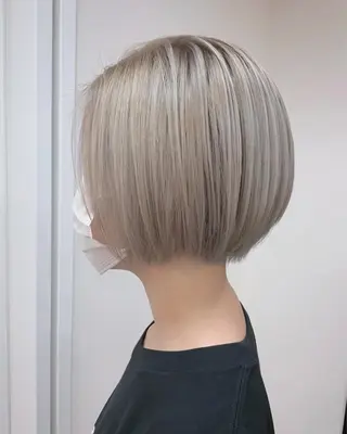 ショート カラー ヘアアレンジ 柔らか垢抜けｶﾗｰと ｶｯﾄ🫧ASUKAのヘアスタイル
