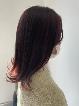 セミロング カラー 明石 歩樹のヘアスタイル