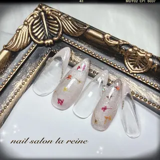 ネイル nail salon  la reine所属・nail salon la reineのネイルデザイン