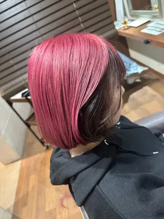 ミディアム カラー RINA .のヘアスタイル