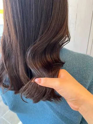 ロング カラー ルプラボウ 尾関　唯那のヘアスタイル