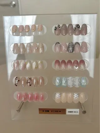 ネイル 伊藤 菜緒のネイルデザイン