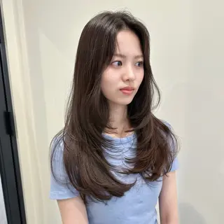 ロング 🌹ハッシュカット、 レイヤー韓国ヘア🌹のヘアスタイル