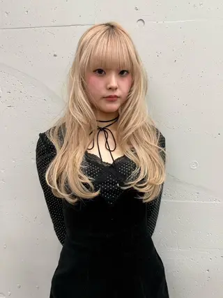 カラー ロング 透明感🪽艶カラー☆ トレンドヘア✨のヘアスタイル
