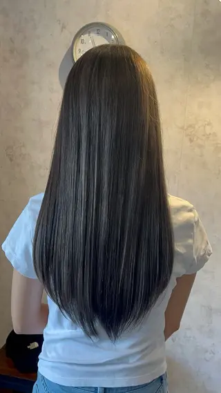 ロング カラー 佐藤槙哉 サトウシンヤのヘアスタイル