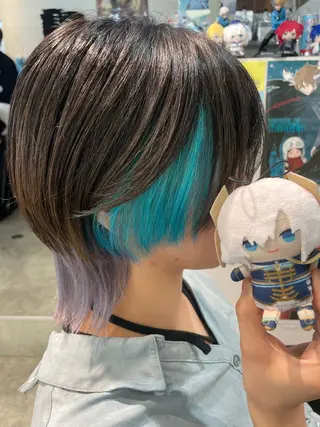 ロング カラー インナーカラー 推し ブリーチ 髪質改善のヘアスタイル