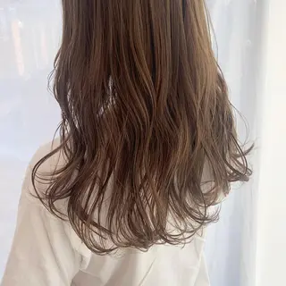 カラー 山口 莉奈のヘアスタイル