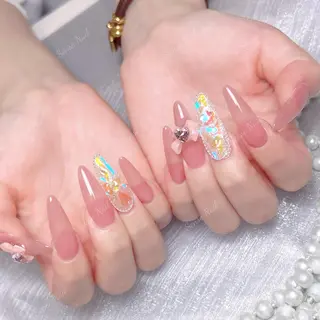 ネイル Yukiko 🌙のネイルデザイン