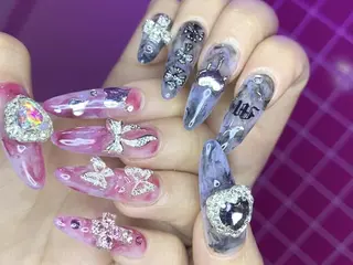 ネイル 🦋y y Nail 🤍のネイルデザイン