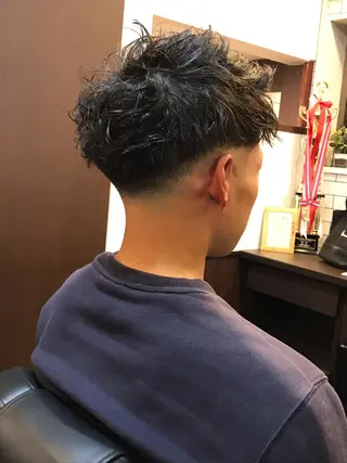 ショート パーマ メンズ 林 聖也のヘアスタイル