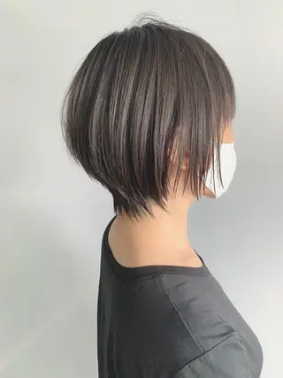 ショート 🎉骨格矯正カット ばば　としまさのヘアスタイル