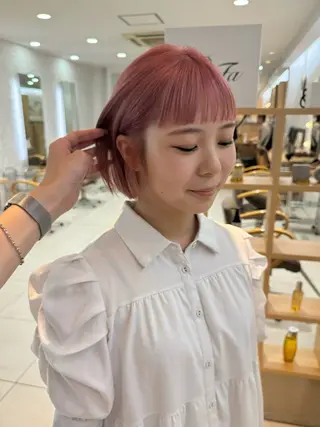 ショート 米津 優花のヘアスタイル