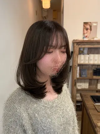 ミディアム 【韓国レイヤー特化 ハッシュカット】のヘアスタイル