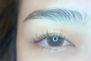 マツエク・マツパ アイブロウ saki🌷 Emmyのマツエク・マツパデザイン