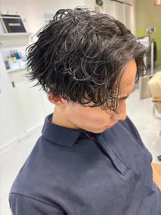 パーマ メンズ ニュアンスパーマ/ フェザー/マッシュのヘアスタイル