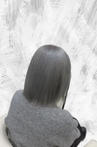 ミディアム 岡田 瞬のヘアスタイル