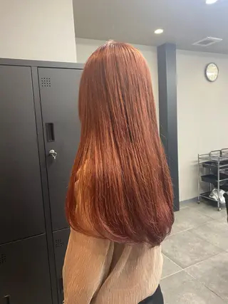 ロング maco 艶感ハイトーン🦋のヘアスタイル