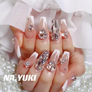 ネイル 🦋 Queenieのネイルデザイン