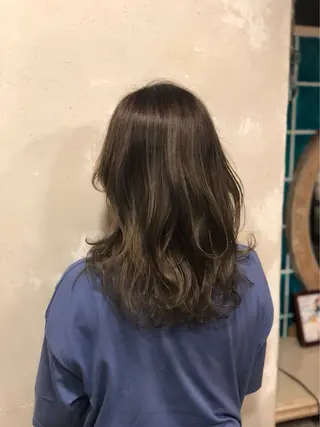 ロング amie by afloatのヘアスタイル