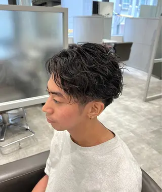 ショート パーマ メンズ 関西センターパート メンズモデル募集のヘアスタイル