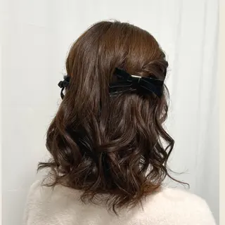 ミディアム ヘアアレンジ リクエスト受付中🪞 CHATEAUのヘアスタイル