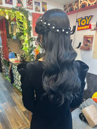 ロング ヘアアレンジ カラーパティシエ facce🌼ikoのヘアスタイル