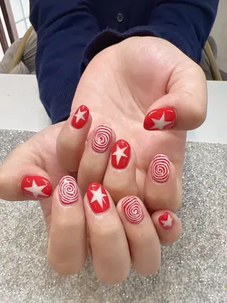 ネイル Guarendo錦糸町店所属・ガレンドウ 白澤 愛子のネイルデザイン