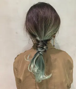 セミロング ヘアアレンジ yui .のヘアスタイル