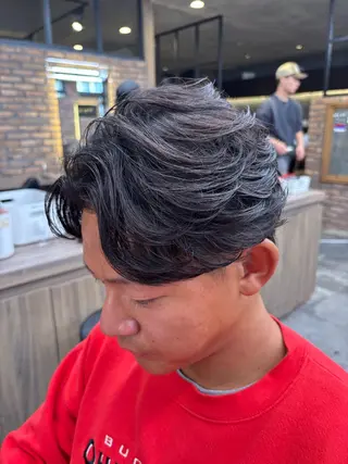 メンズ 🪽直毛男子の救世主 🪽フェザーパーマのヘアスタイル