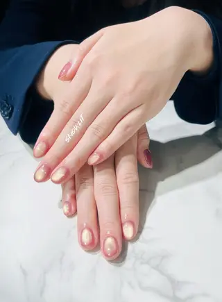 ネイル snowlit所属・SNOW LITのネイルデザイン