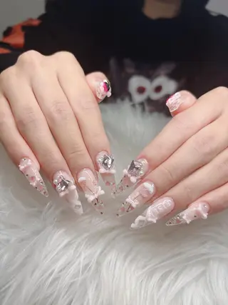 ネイル Lee Nailsのネイルデザイン