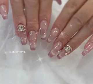 ネイル SALON ELVI.のネイルデザイン