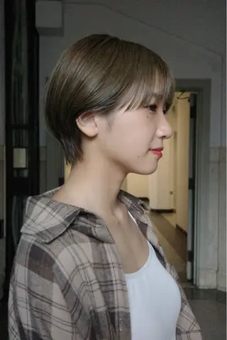 ショート ミタニ ナギサのヘアスタイル