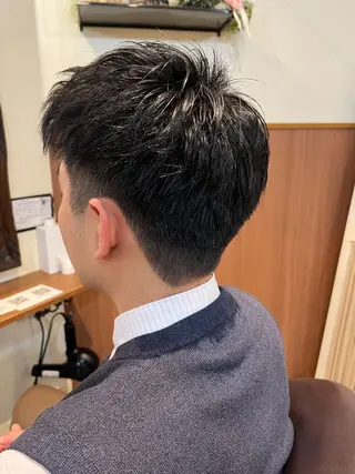 メンズ PINOT梅田 MOKAのヘアスタイル