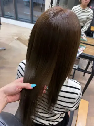 カラー 🩶𝐤𝐢𝐧𝐚 🩶のヘアスタイル