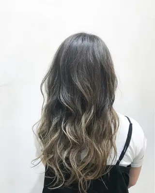 ロング 吉河 克則のヘアスタイル