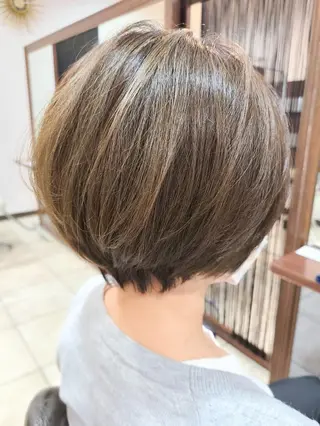 ショート カラー ブリーチ、デザイン  カラー福士直矢のヘアスタイル