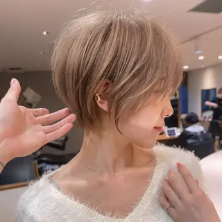 ショート カラー Aster 店長 れおん✂️のヘアスタイル