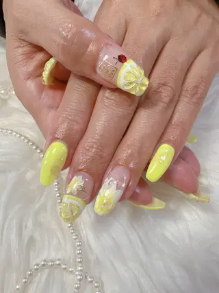 ネイル 高島 夏海のネイルデザイン