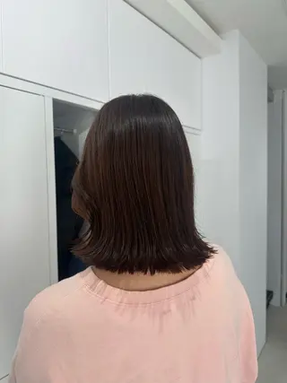 ミディアム やま/トレンドカラー /カットのヘアスタイル