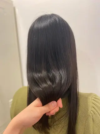 ロング 酸性ストレート/ブリ ーチなしWカラー河本のヘアスタイル