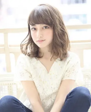 セミロング 🇰🇷韓国風艶髪✨ 髪質改善 倉岡しおんのヘアスタイル