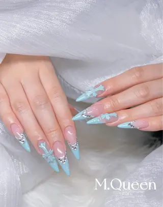 ネイル MQueen ネイルサロンマルのネイルデザイン