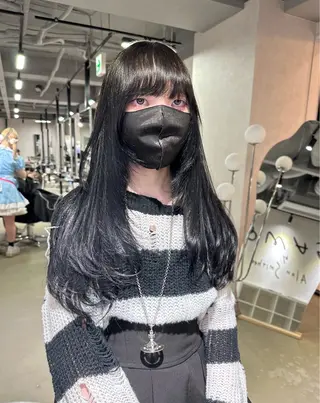 セミロング 韓国レイヤ ー支持No.1renのヘアスタイル